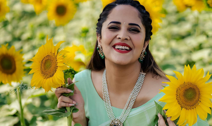 Anasuya Bharadwaj Sunflower