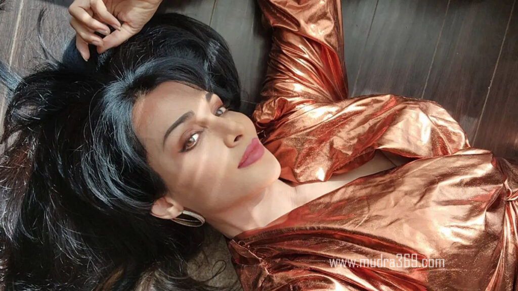 Flora Saini